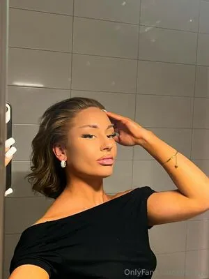 Linneaswe05 OnlyFans Leaked Free Thumbnail Picture - #OwiDM5hX06