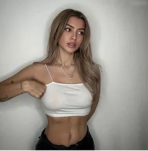 Linuschka OnlyFans Leaked Free Thumbnail Picture - #B4YK4S7nN1