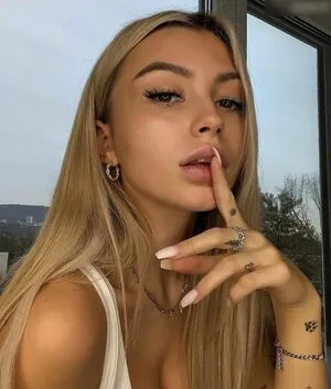 Linuschka OnlyFans Leaked Free Thumbnail Picture - #NKvOwZle4A