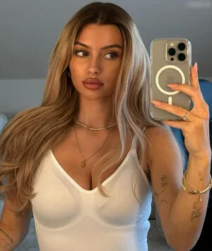 Linuschka OnlyFans Leaked Free Thumbnail Picture - #tIG1odTPWn