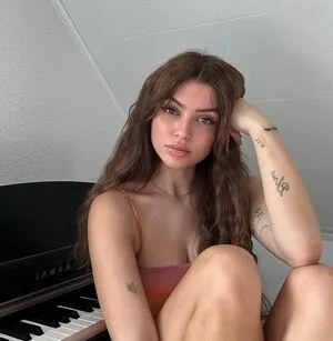 Linuschka OnlyFans Leaked Free Thumbnail Picture - #vkMsLaNMHL
