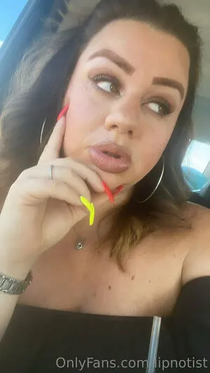 Lipnotist OnlyFans Leaked Free Thumbnail Picture - #FYcBEv3ONN