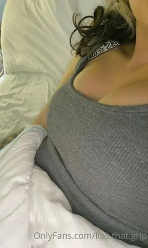 Lips That Grip OnlyFans Leaked Free Thumbnail Picture - #jSax0AEBTc