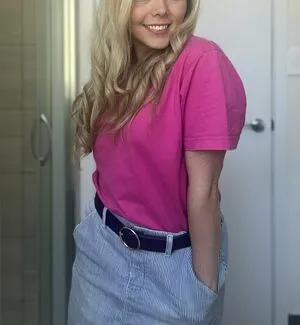 Lipsticklucy OnlyFans Leaked Free Thumbnail Picture - #M3dMILYqt4