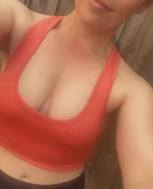 Lipsticklucy OnlyFans Leaked Free Thumbnail Picture - #M4Maagwb0d