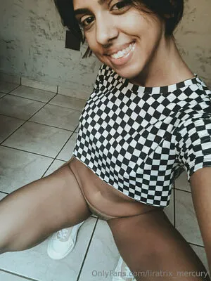 Liratrix Mercury OnlyFans Leaked Free Thumbnail Picture - #UWTCrK1sH1