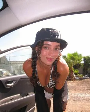 Liraz Nomdar OnlyFans Leaked Free Thumbnail Picture - #5655g7SYLj