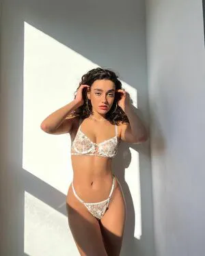Liraz Nomdar OnlyFans Leaked Free Thumbnail Picture - #qi2itFvje9