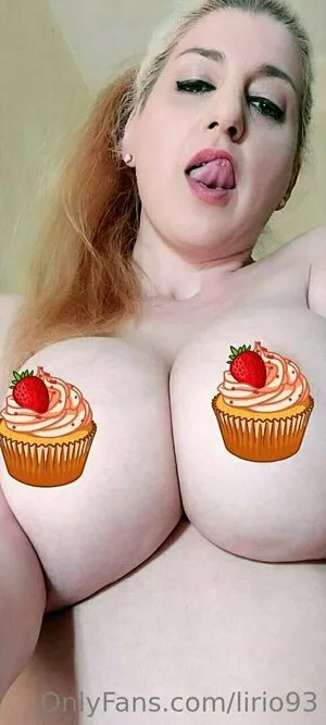 Lirio93 OnlyFans Leaked Free Thumbnail Picture - #SCJNrAdoBe