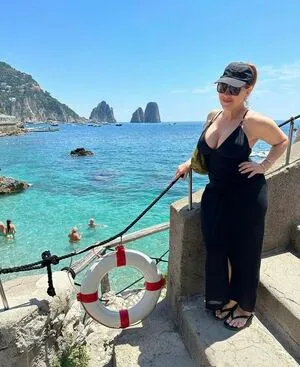 Lisa Ann Walter OnlyFans Leaked Free Thumbnail Picture - #SlRfdVyAwf