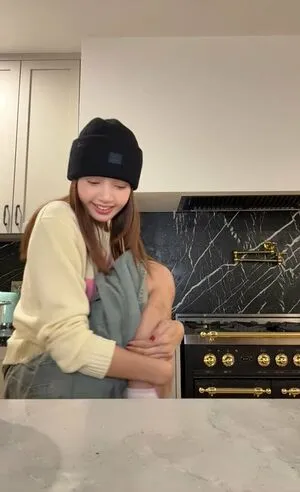 Lisa Blackpink OnlyFans Leaked Free Thumbnail Picture - #5mR3FiLt1y