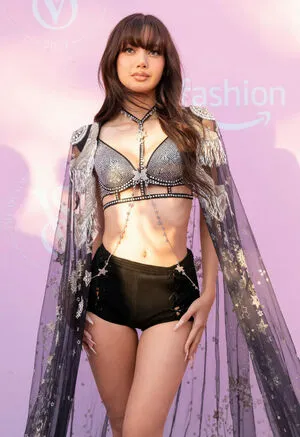 Lisa Blackpink OnlyFans Leaked Free Thumbnail Picture - #LErWYwEwFq