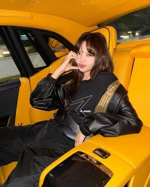 Lisa Blackpink OnlyFans Leaked Free Thumbnail Picture - #MSKd8n29By