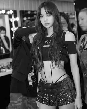 Lisa Blackpink OnlyFans Leaked Free Thumbnail Picture - #NEQKAEFdXu