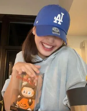 Lisa Blackpink OnlyFans Leaked Free Thumbnail Picture - #U4CzkkDVbd
