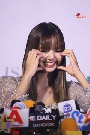 Lisa Blackpink OnlyFans Leaked Free Thumbnail Picture - #X2LQtew6px