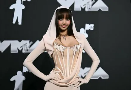 Lisa Blackpink OnlyFans Leaked Free Thumbnail Picture - #vqiHZ15pmo