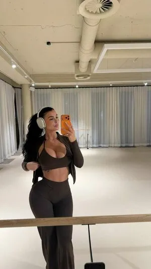 Lisa Del Piero OnlyFans Leaked Free Thumbnail Picture - #24Q9HAjnlb