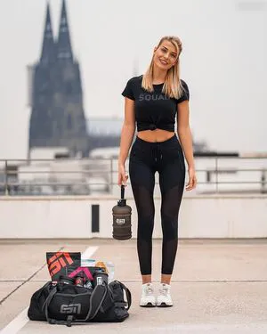 Lisa Del Piero OnlyFans Leaked Free Thumbnail Picture - #5Vobw8bC17