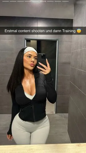 Lisa Del Piero OnlyFans Leaked Free Thumbnail Picture - #mzWLMPLB1s