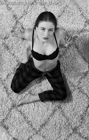 Lisa Emelie Wessel OnlyFans Leaked Free Thumbnail Picture - #vwsOvoZ4aS