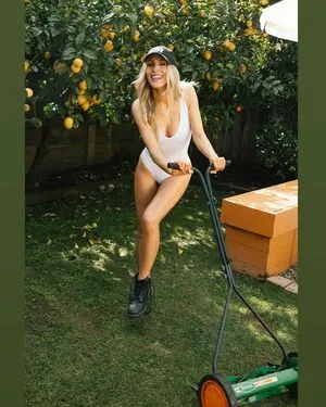 Lisa Gilroy OnlyFans Leaked Free Thumbnail Picture - #3L5OWNrs9e