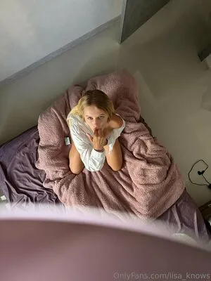 Lisa Knows OnlyFans Leaked Free Thumbnail Picture - #0M5ExIjQxM