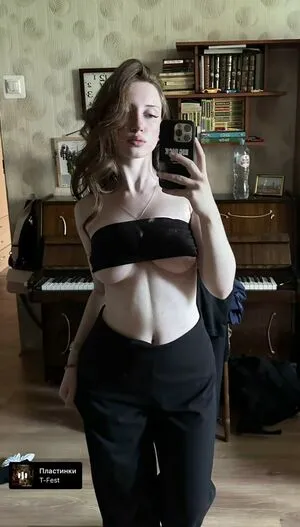 Lisa Knvlv OnlyFans Leaked Free Thumbnail Picture - #rsdCEJ9uQL