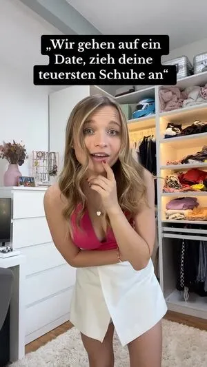 Lisa Kppers OnlyFans Leaked Free Thumbnail Picture - #4glUowl6XI
