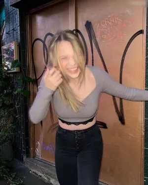 Lisa Kppers OnlyFans Leaked Free Thumbnail Picture - #5ZMidOK4G2