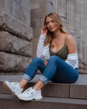 Lisa Kppers OnlyFans Leaked Free Thumbnail Picture - #LXc77plnbk