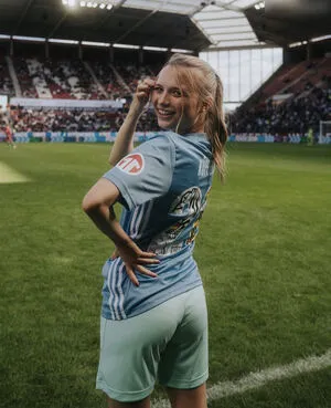 Lisa Kppers OnlyFans Leaked Free Thumbnail Picture - #boCRuHLosu