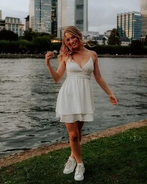 Lisa Kppers OnlyFans Leaked Free Thumbnail Picture - #hjR13C0GqA