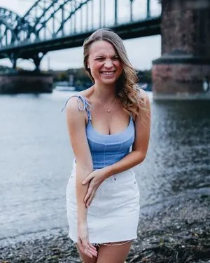 Lisa Kppers OnlyFans Leaked Free Thumbnail Picture - #klg9cW5Iop