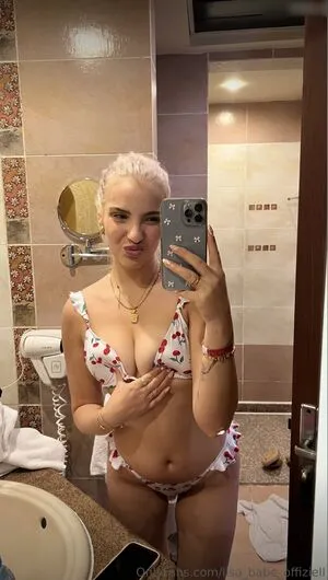 Lisa Marie Schrholz OnlyFans Leaked Free Thumbnail Picture - #nQyfupLuUW