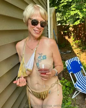 Lisa Onthe Weekend Free OnlyFans Leaked Free Thumbnail Picture - #5Phd1RrIAm