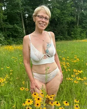 Lisa Onthe Weekend Free OnlyFans Leaked Free Thumbnail Picture - #Li5aD4jg0n