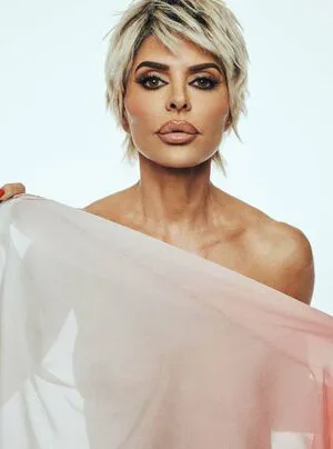 Lisa Rinna OnlyFans Leaked Free Thumbnail Picture - #lOJttpQht9