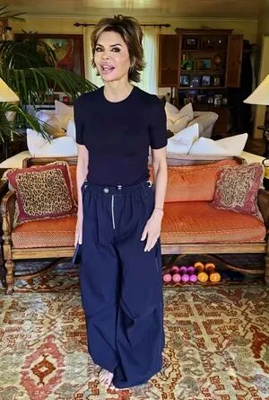 Lisa Rinna OnlyFans Leaked Free Thumbnail Picture - #q1Ig8c6D3K