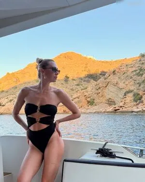 Lisa Ryzih OnlyFans Leaked Free Thumbnail Picture - #tAoU2YTiF8