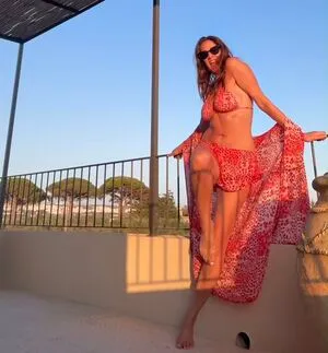 Lisa Snowdon OnlyFans Leaked Free Thumbnail Picture - #0Lxe5eOA8J