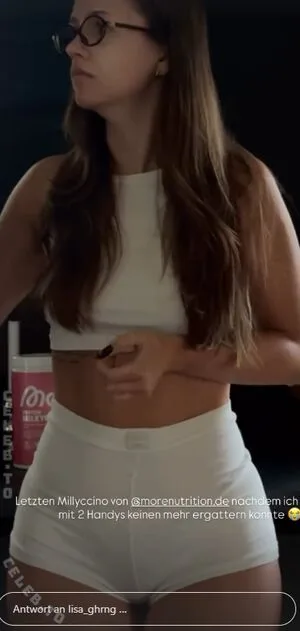 Lisa Srmst OnlyFans Leaked Free Thumbnail Picture - #GUGNSARfDc