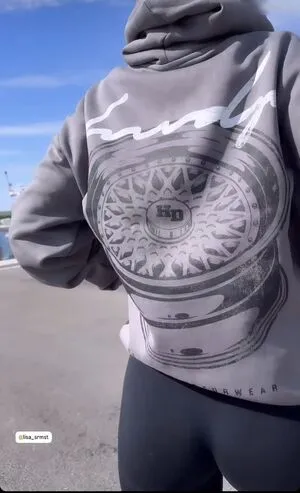 Lisa Srmst OnlyFans Leaked Free Thumbnail Picture - #u8aCIiaWRh