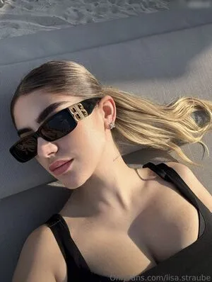 Lisa Straube OnlyFans Leaked Free Thumbnail Picture - #7DzhFoCUk8