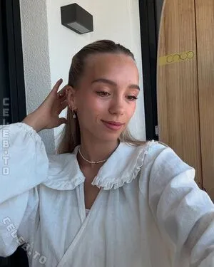 Lisa Und Lena OnlyFans Leaked Free Thumbnail Picture - #6lYVnsFk50
