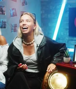 Lisa Und Lena OnlyFans Leaked Free Thumbnail Picture - #7umQPWtezy