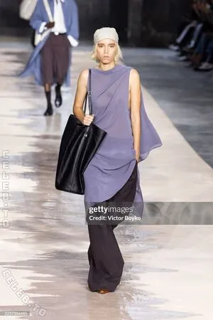 Lisa Und Lena OnlyFans Leaked Free Thumbnail Picture - #H3xXDn1CwE