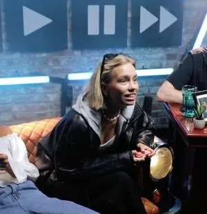 Lisa Und Lena OnlyFans Leaked Free Thumbnail Picture - #YLMaN9Uk60