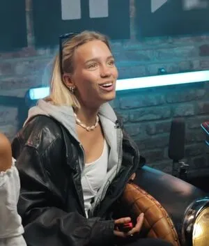Lisa Und Lena OnlyFans Leaked Free Thumbnail Picture - #aTMu06Sz9f