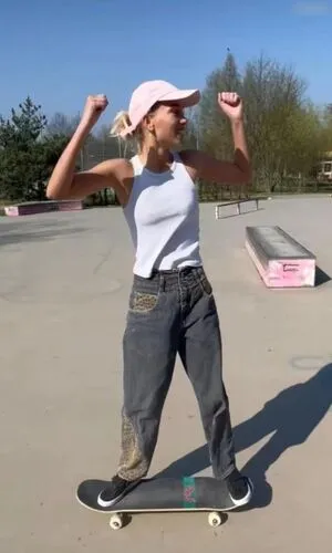 Lisa Und Lena OnlyFans Leaked Free Thumbnail Picture - #f2lMPpxTWp